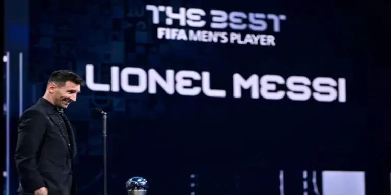 Messi đạt danh hiệu FIFA The Best lần thứ hai 